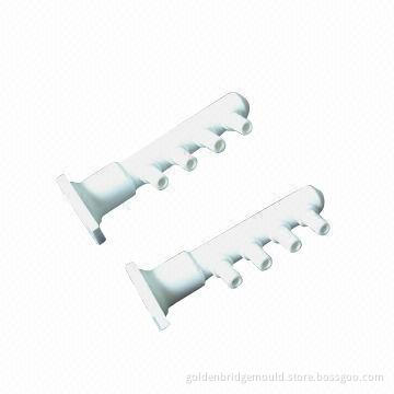 Plastic injection molding for plastic multi-holes tube